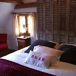 La Levriere Chambres D'Hotes Nocleg ze śniadaniem *