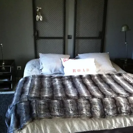 Chambres D'hotes La Levriere Saint-Denis-le-Ferment