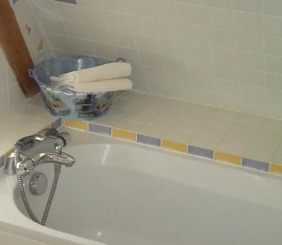 Chambres D'hotes La Levriere Saint-Denis-le-Ferment