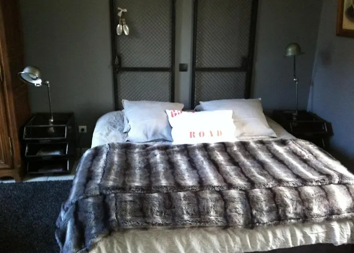 Chambres D'hotes La Levriere Saint-Denis-le-Ferment