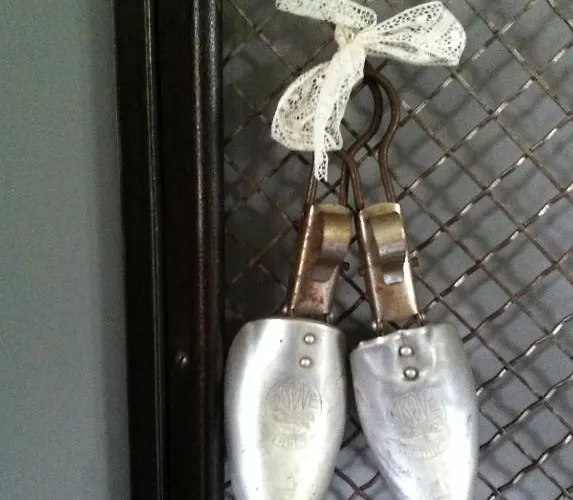 La Levriere Chambres D'Hotes Saint-Denis-le-Ferment